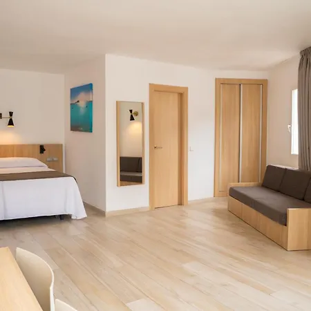 Sunside Ibiza Studios - Only Adults- Formerly Known As Central Park Sant Antoni de Portmany Zewnętrze zdjęcie