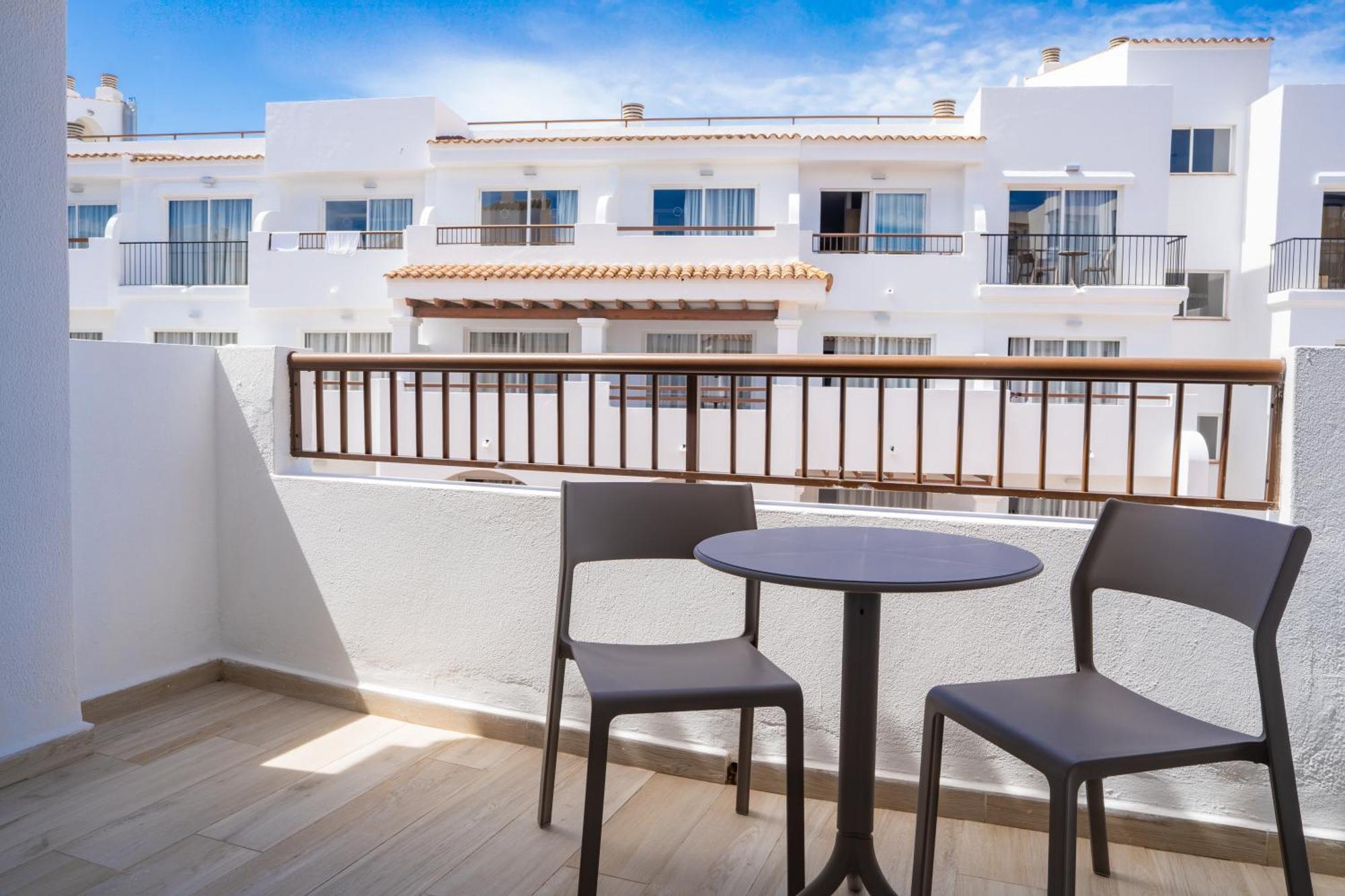 Sunside Ibiza - Only Adults- Formerly Known As Park San Antonio (Ibiza)